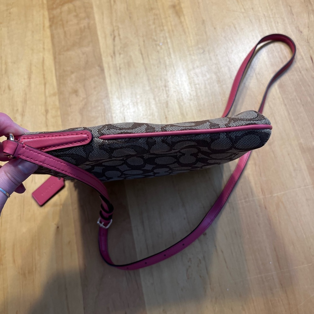 Coach Messenger Crossbody Signature Bag Tan/Pink - Picture 6 of 12
